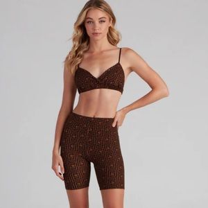 NWOT Windsor Greek Mystique 2 Piece Set Biker Short & Bra top size M / bottom L